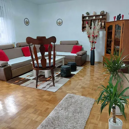 Apartment Omanovic